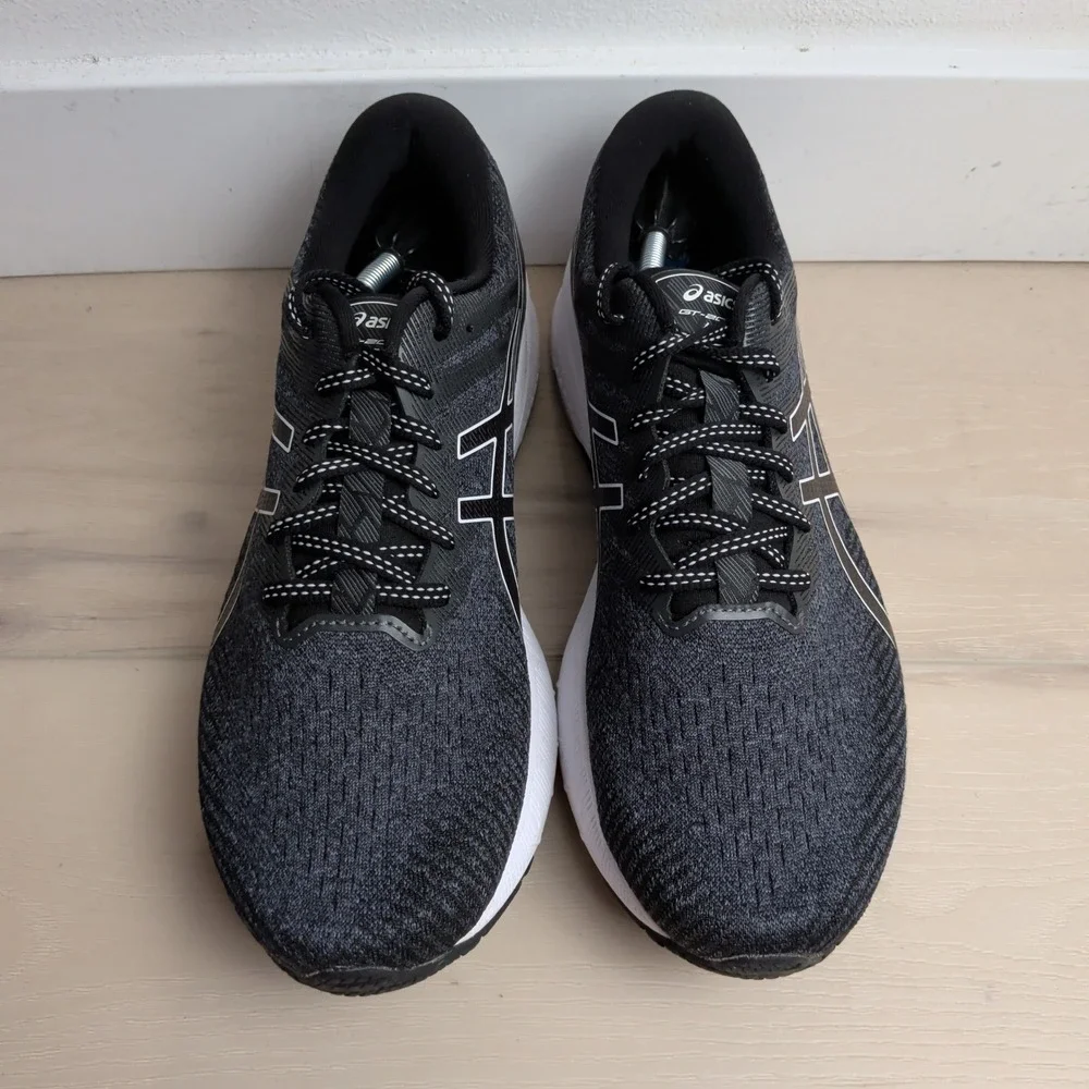 NEW Asics GT-2000 10 Womens 10.5 Running Shoes Black Sneakers White 1012B045